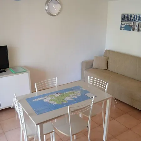 Holiday home Mini -u Levante